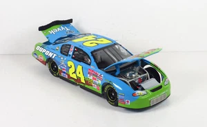 NASCAR 2002 Monte Carlo Looney Tunes Rematch #24 Jeff Gordon Dupont 1:24 - Picture 1 of 17