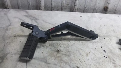 Reposapiés trasero derecho honda vf1100 vf 1100 v65 84 sable  Foto 1 de 4