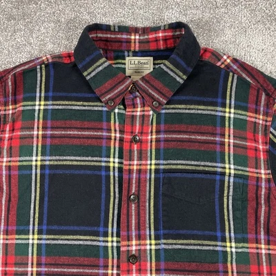 LL Bean Flannel Shirt Mens Large Tartan Plaid Christmas Button Down Slim Fit - Image 1 of 4