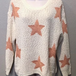Newbury Kustom Boutique Women's Make Me Blush Star Knit Sweater Size S - Picture 1 of 8