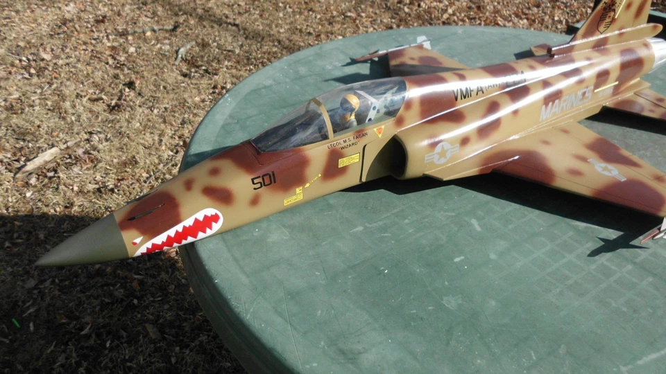 RBCKits F20 Tigershark - F209YG1G2 Holzmodell, Bausatz, Impeller - Bild 1 von 4