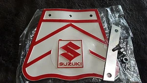 FRONT FENDER MUD GUARD SUZUKI A100 A90 AC90 T90 T125 AC50 B120 M12 K11 RED - Picture 1 of 3