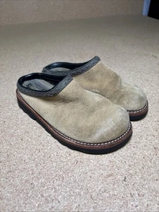 Simple Original Clogs Womens Size 4 Tan Suede Slippers Slip On Comfort Shoes - Picture 1 of 8