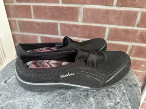 Skechers Relaxed Fit Memory Foam Womens Size 8.5 Black Slip On Shoes - Picture 1 of 9