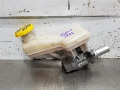 Chrysler Pacifica 2020 cilindro maestro de freno de 3,6 L 20 Foto 1 de 4