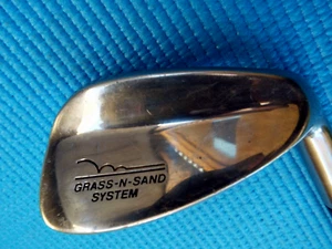 MacGregor SANDWEDGE-R/H--56*-LADIES FLEX-GRAPHITE SHAFT-GRASS@SAND SYSTEM-36 IN - Picture 1 of 8
