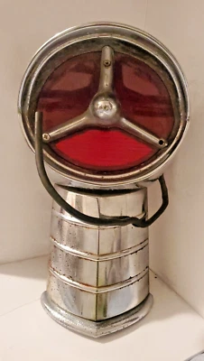 Oldsmobile 88-98 LH 1957 luz trasera de gasolina usada OEM (SVM149B) Foto 1 de 4