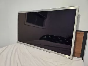 55" 3D LED TV Samsung UA55C8000 + Remote + Pair of 3D Glasses - Picture 1 of 16
