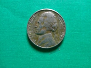 1964 P Jefferson 5 Cents Nickel Coin - Picture 1 of 2