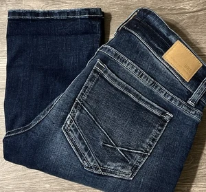 BKE Stella Cuffed Stretch Low Rise Dark Wash Blue Jean Capri Size 27 (29x25) - Picture 1 of 9