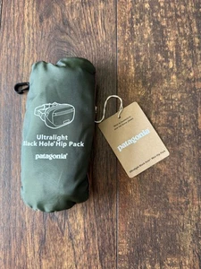 NEW Patagonia Ultralight Black Hole Mini Hip Pack Patchwork Pine Needle Green - Picture 1 of 2