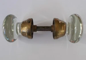 2 perillas de puerta de vidrio redondas antiguas bases de latón con husillo triple cruz perilla interior - Imagen 1 de 5