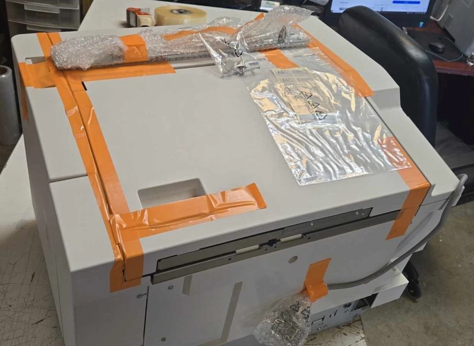 XEROX A-CF05 High Capacity Feeder Media Tray / Feeder (2000 Sheets) - Image 1 of 4