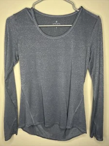 ATHLETA GRAU SILBER LANGARM METALLIC SMALL TOP LEICHTES SHIRT S - Bild 1 von 5