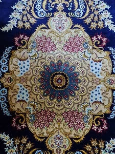 vintage Turkistan carpet hand made pure silk 135cm x 92cm - Picture 1 of 7