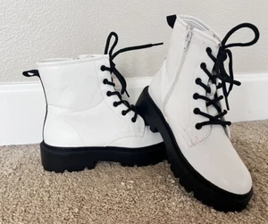 Steve Madden JROCKK Combat Boots White Women's Size 4 - Picture 1 of 6