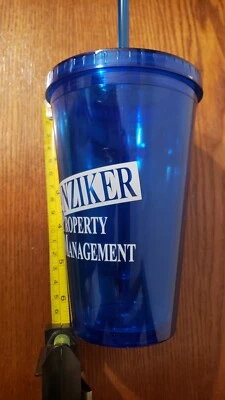 Дорожная чашка для напитков с крышкой и соломой, 16 унций, синяя, пластиковая - Изображение 1 из 2