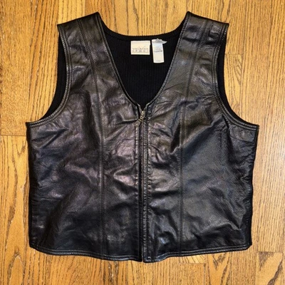 VTG Villager Women 8, A Liz Claiborne Co, Genuine Leather Black Vest Medium - Image 1 of 4