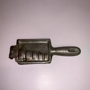 ANTIQUE C. PALMER MFG FISHING SINKER MOLD 102 - Picture 1 of 7