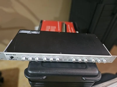 Excitador auditivo Aphex 204 con potenciador óptico de fondo grande montaje en rack  Foto 1 de 4