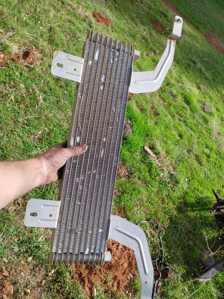 Enfriador de aceite de transmisión diésel 99-01 Ford F-250 350 Super Duty 7,3 OEM Foto 1 de 1