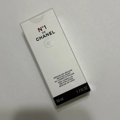 CHANEL N°1 DE CHANEL SUERO FACIAL REVITALIZANTE EN NIEBLA (camelia roja) Foto 1 de 4
