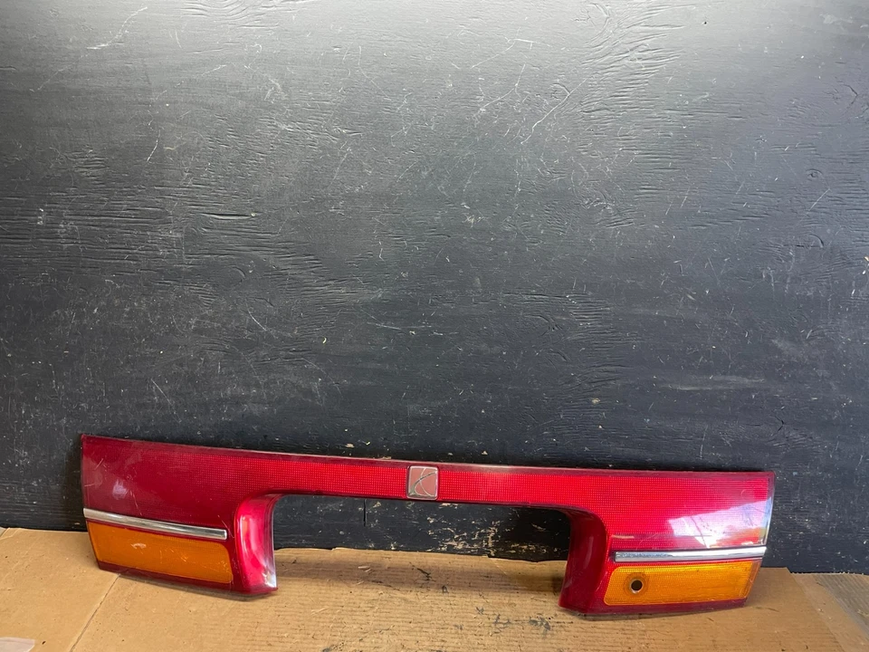 Luz trasera central para maletero Saturn L200 2000 a 2003 sedán S1159 DG Foto 1 de 4