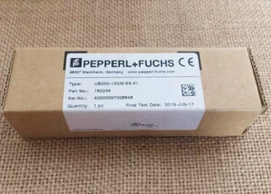 1PCS NEW Pepperl-Fuchs UB200-12GM-E5-V1 IN BOX Ultrasonic Sensor Fast Shipping - Picture 1 of 2
