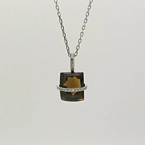 Colgante moderno de cuarzo humo de oro blanco de 18 quilates y diamantes naturales - Imagen 1 de 7
