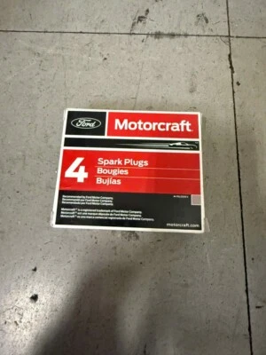 Nuevo de Lote Antiguo Paquete de 4 Bujías Genuinas Motorcraft SP-497 1990-1995 Taurus SHO 3,0 L V6 Foto 1 de 2