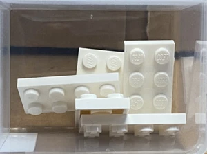 LEGO Parts - White Plate 2 x 4 - No 3020 - QTY 5 - Picture 1 of 1