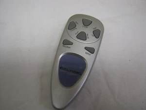 GRUNDIG CD PLAYER REMOTE CONTROL - Picture 1 of 2