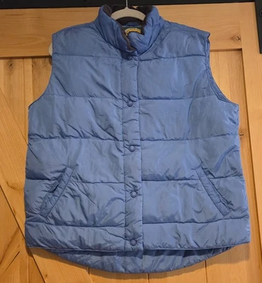Cabela's Premier Northern Goose Down Puffer Vest Womens M Weighs Less than 1 lb - Image 1 of 4