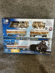 NEW Lionel 28pc The Polar Express Battery Operated Train Set w/ Sounds 7-11925 - Picture 1 of 8