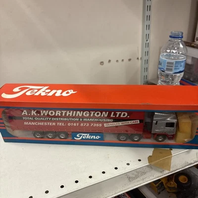 TEKNO The British Collection ~ A K Worthington escala 1:50 E.R.F. ISC14 Foto 1 de 4