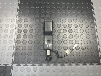 ОРИГИНАЛЬНАЯ ПРЯЖКА РЕМНЯ БЕЗОПАСНОСТИ ПРАВОГО ПЕРЕДНЕГО ПАССАЖИРА NISSAN MAXIMA 2016-2020 ГОДОВ ВЫПУСКА - Изображение 1 из 4