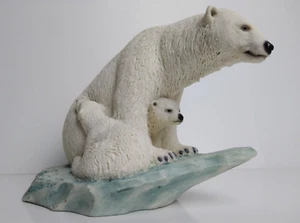 Mill Creek Studio 'Just Bearly Figurine signed Slockbower'97 Polar Bear w/2 Cubs - Picture 1 of 21
