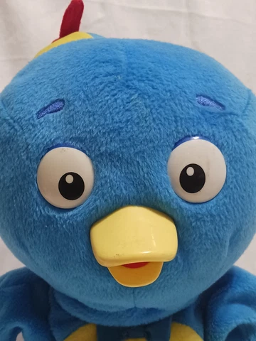 Fisher Price Backyardigans Sing & Spin Pablo Talking  Penquin Non Working RARE! Cover