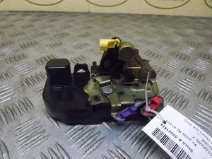 Chrysler Voyager MK4 Right Driver Offside Front Door Lock 2001-2008© - Bild 1 von 4