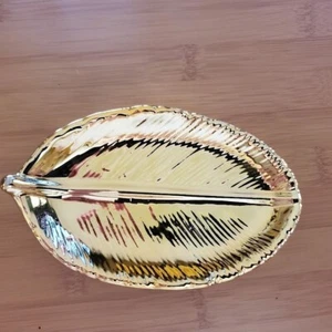 Gold Leaf-Shaped Decorative Trinket Dish For Jewelry Or Keys - Picture 1 of 2