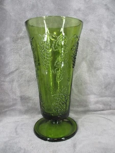 Indiana Glass Pedestal Vase Green Grape Vine Embossed Design 9 3/4" Tall Vintage - Picture 1 of 13