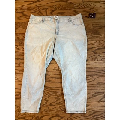 Ava & Viv Women’s Plus Size 28 High Rise Skinny Light Wash Jeans NWT - Image 1 of 4