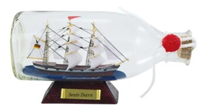 Flaschenschiff - Seute Deern Buddelschiff Glas/Holz B=16cm Ø=6cm Sea4You - Bild 1 von 1