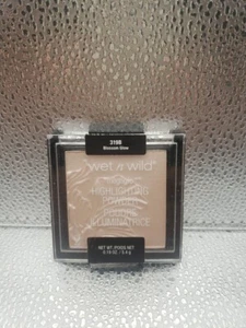 Wet n Wild, MegaGlo Highlighting Powder Poudre Illuminatrice #319B Blossom Glow. - Picture 1 of 2