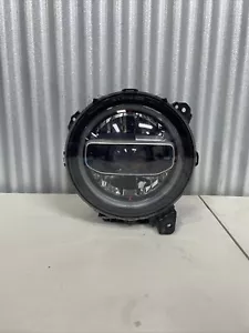 2018-2021 Jeep Wrangler Or Gladiator Right LED Headlight OEM #459 - Picture 1 of 18