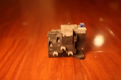 GE CR324CXHS Solid State Overload Relay New, No Box, Old Stock - Image 1 of 4