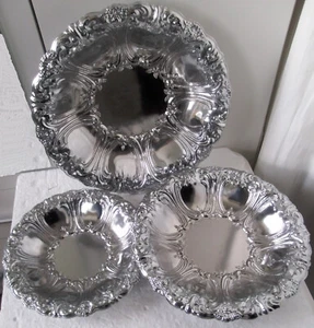 3 Schalen f. Obst, Gebäck. Edelstahl stapelbar Ø 25/30/35cm - Bild 1 von 3