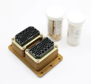 Conector militar DPX2MA-67P67P-0019 ITT/Cannon - Imagen 1 de 1