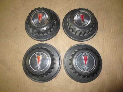 Tapacubos Pontiac Firebird llanta cubierta de rueda tapacubos central 82 83 14" OEM 10018938 4 Foto 1 de 4
