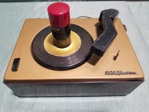 Vintage RCA Victor 45 RPM Record Player Model 45-J-2 (Partially tested) - Picture 1 of 13
